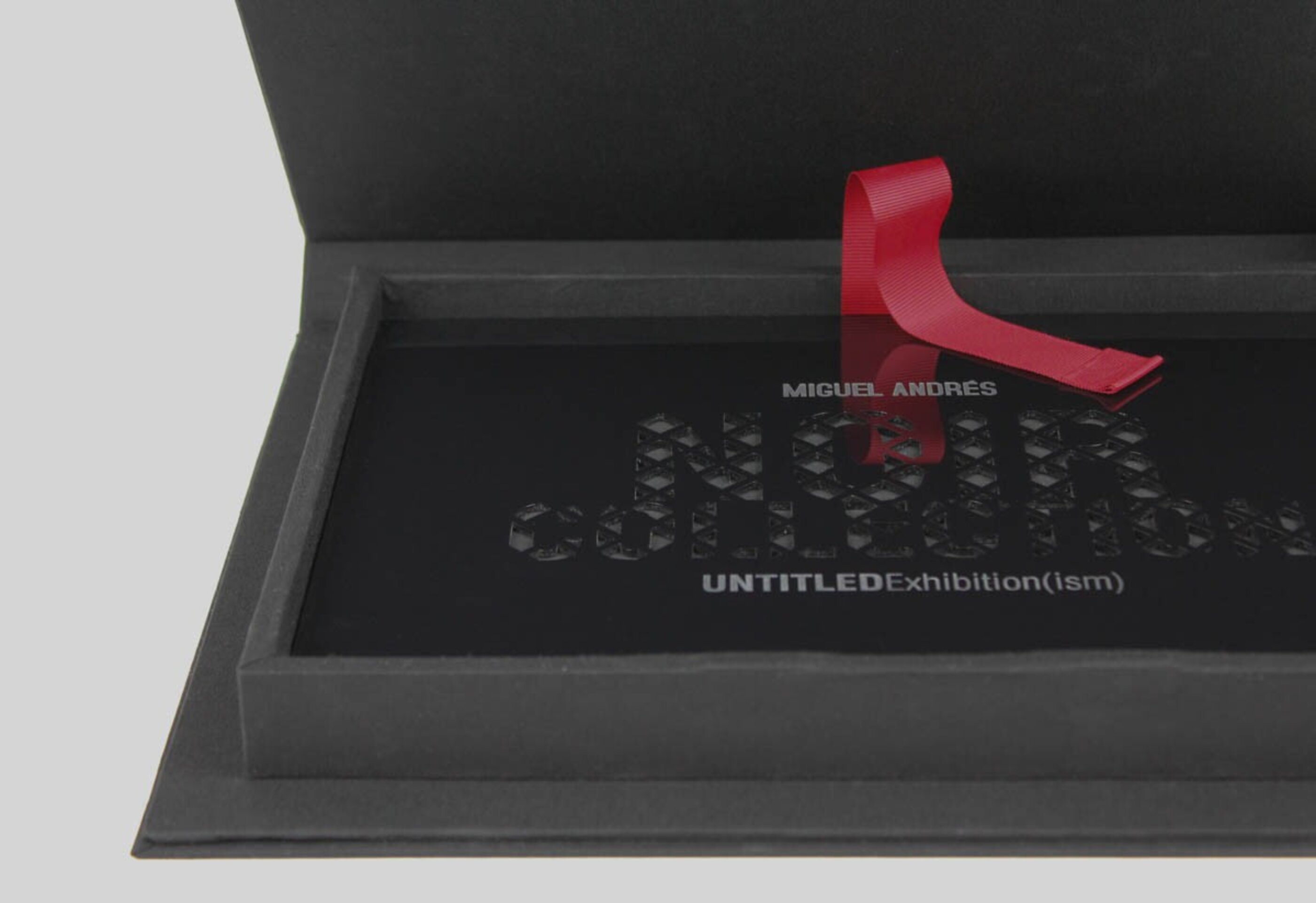 UNTITLEDExibition(ism) Noir Collection Case (Limited Edition) - 11